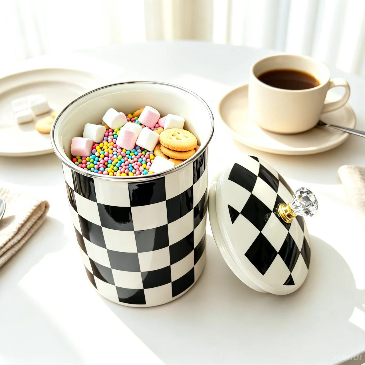 Removable lid of the enamel canister used as a small coaster